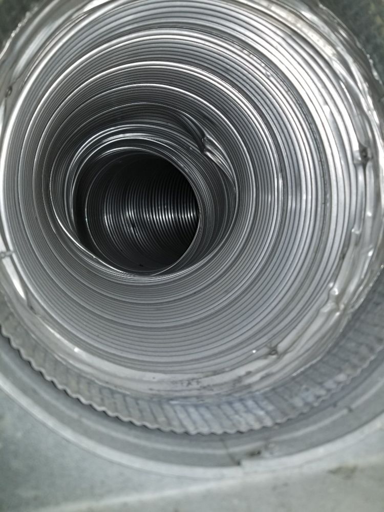 Professional air duct cleaning service in Woodland Hills, CA